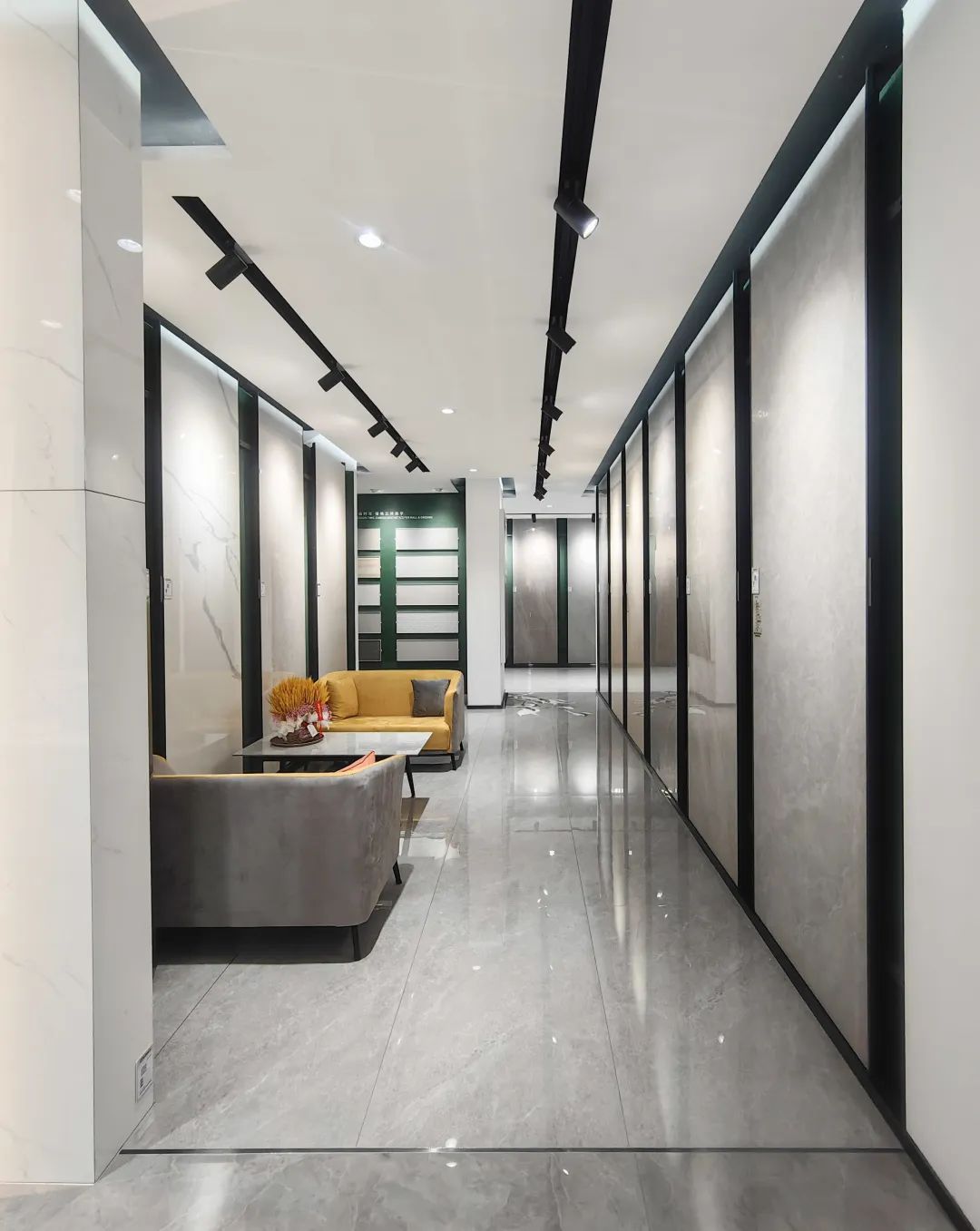 鷹牌墻地專家店|梅州?興寧——裝出年輕新高度!(圖19) 鷹牌墻地專家店|梅州?興寧——裝出年輕新高度!(圖19)