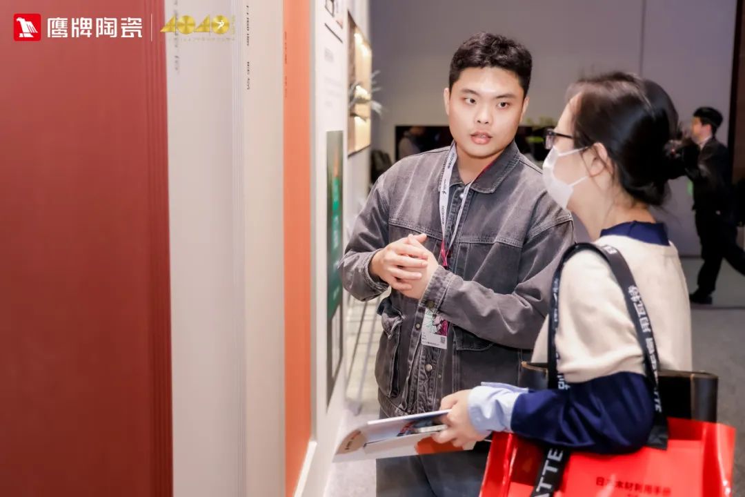 精彩綻放|一起來(lái)看2024鷹牌陶瓷&廣州設(shè)計(jì)周5大亮點(diǎn)(圖17) 精彩綻放|一起來(lái)看2024鷹牌陶瓷&廣州設(shè)計(jì)周5大亮點(diǎn)(圖17)